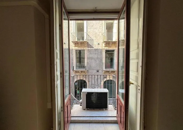 Agata House